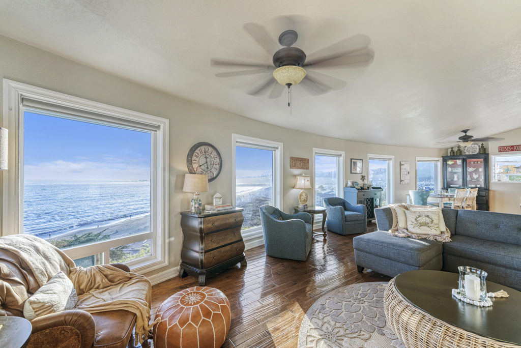 Photo of the living area with amazing ocean view - nicely appointed living room at Day Dreamin'