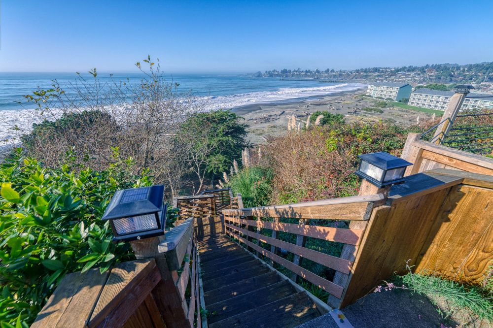Photo of the staircase leading to the beach from Sunset Cabin
