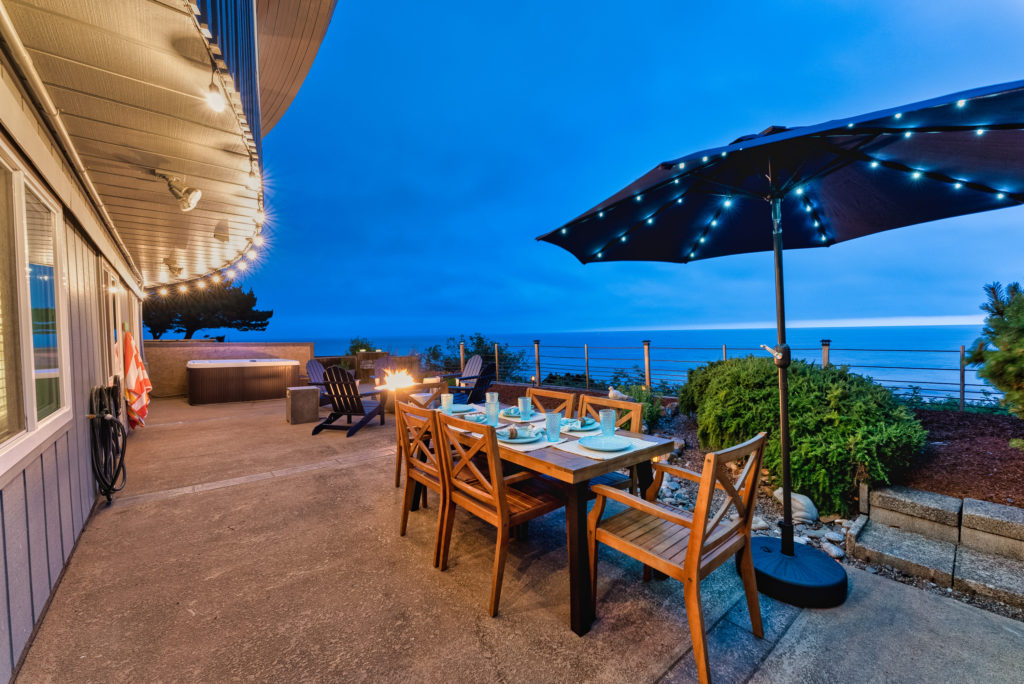 Photo of the amazing oceanview outdoor space at Day Dreamin'
