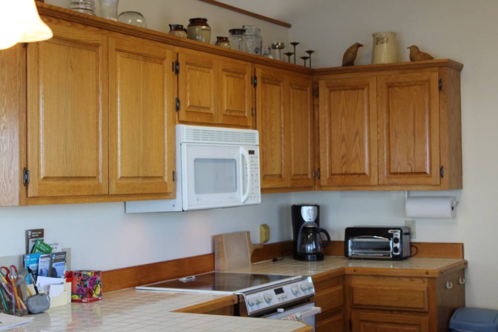Photo of the nicely appointed kitchen at Brookings Sea Haven