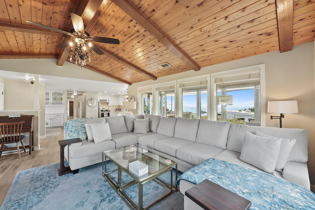 Vaulted living space at Harris Beach Overlook, a Brookings Vacation Rental