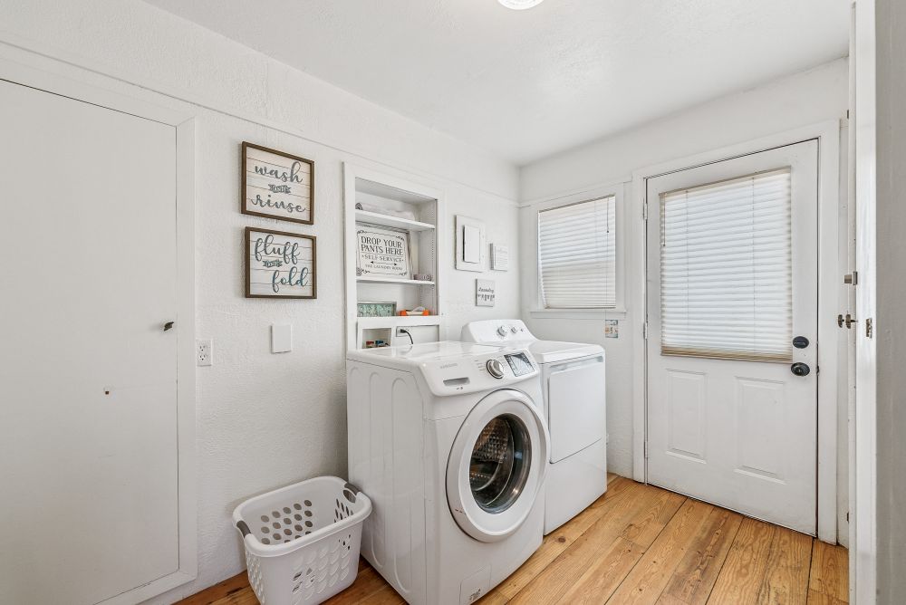 Photo of laundry room with access to the outdoors