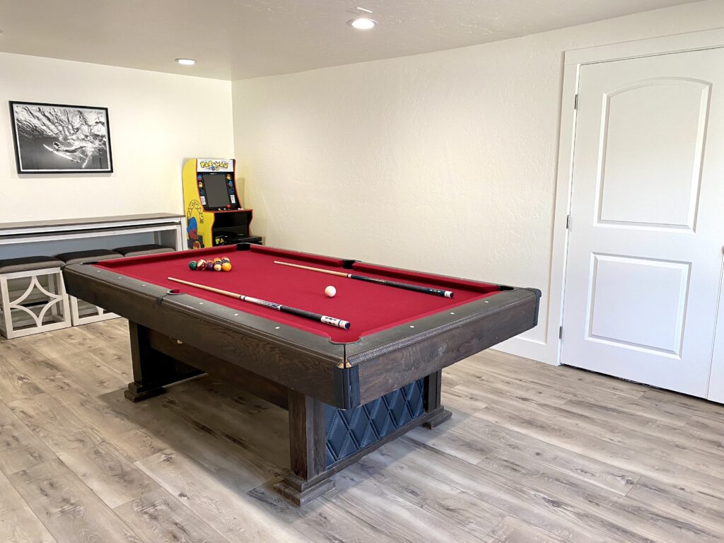 Pool Table in the Game Room at Day Dreamin'