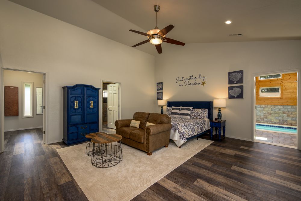 Photo of Huge Master Bedroom at Paradise Found