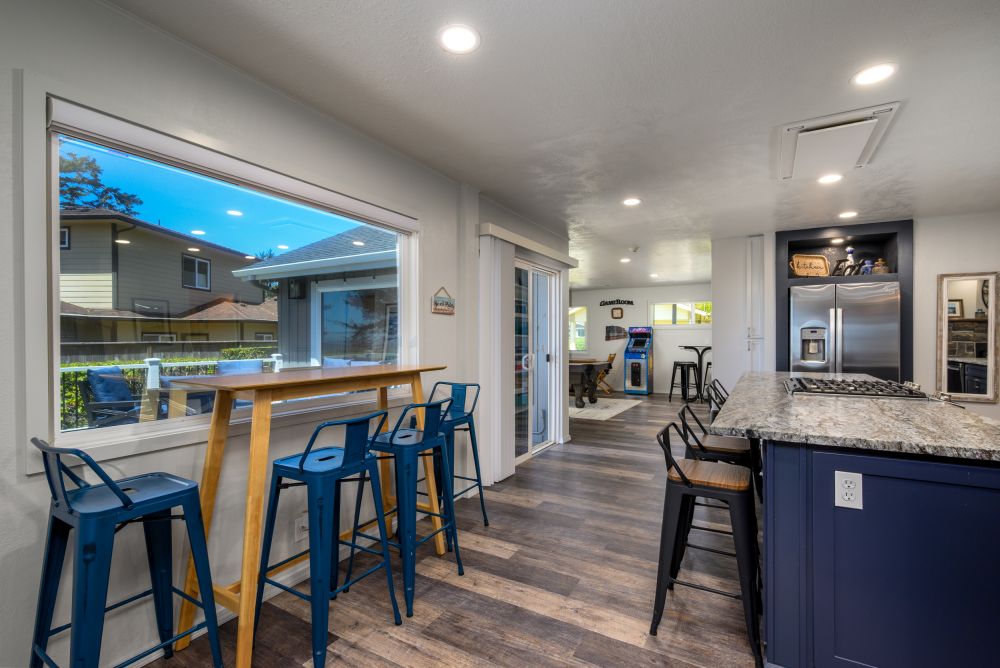 Photo of recently remodeled kitchen at Paradise Found