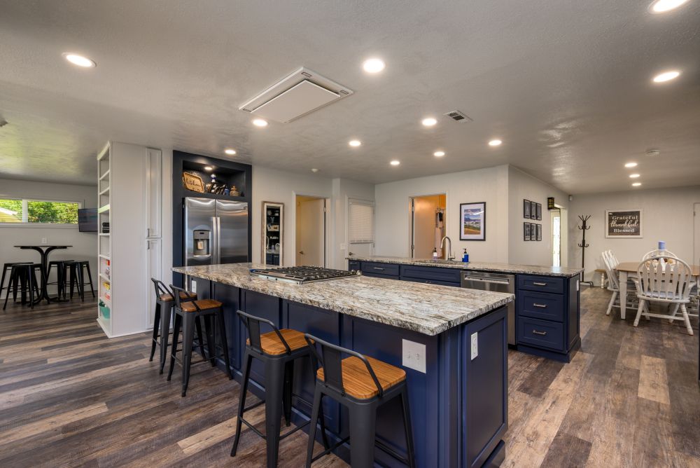 Photo of recently remodeled kitchen at Paradise Found