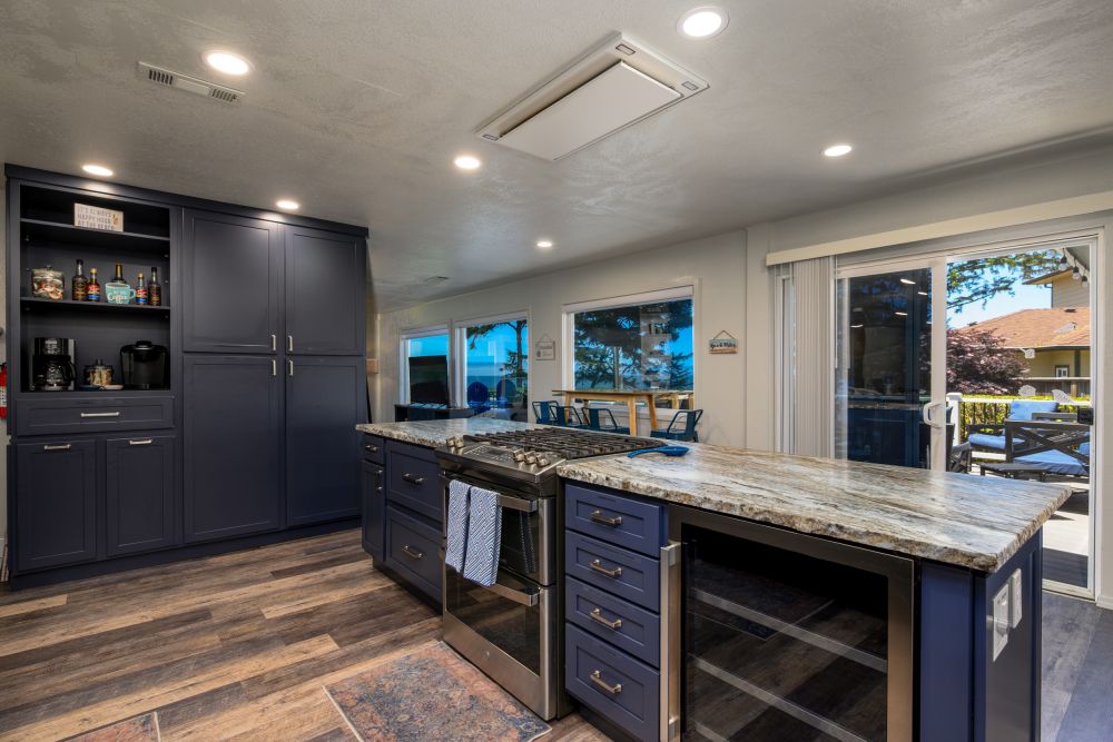 Photo of recently remodeled kitchen at Paradise Found