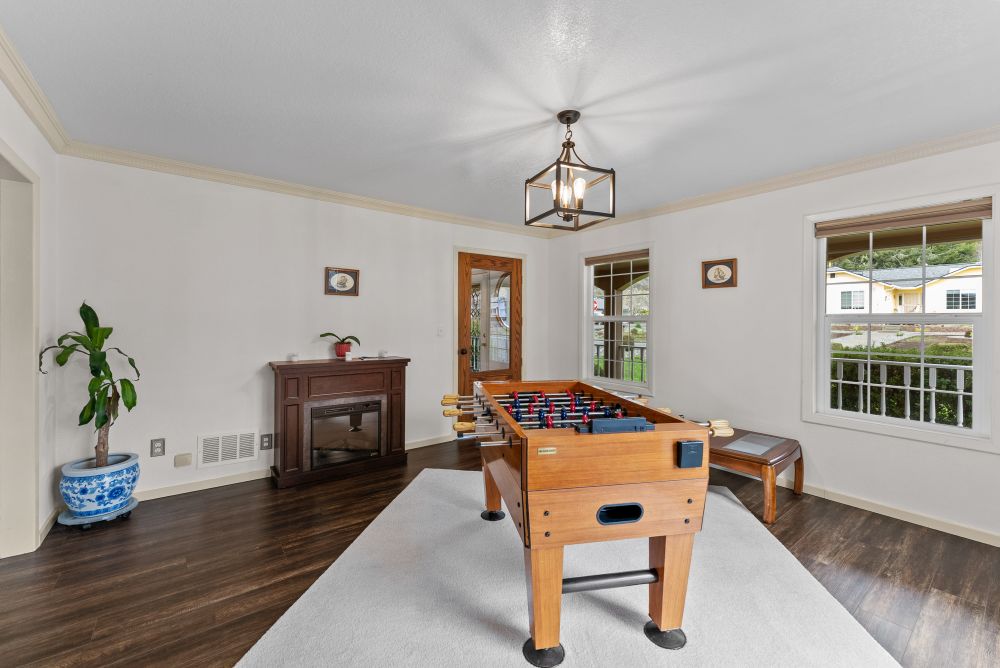 Winchuck River Homestead Game Room with Foos Ball