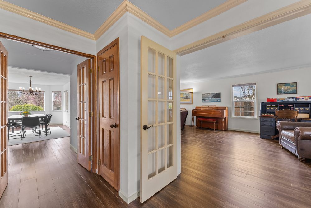 Winchuck River Homestead Hallway