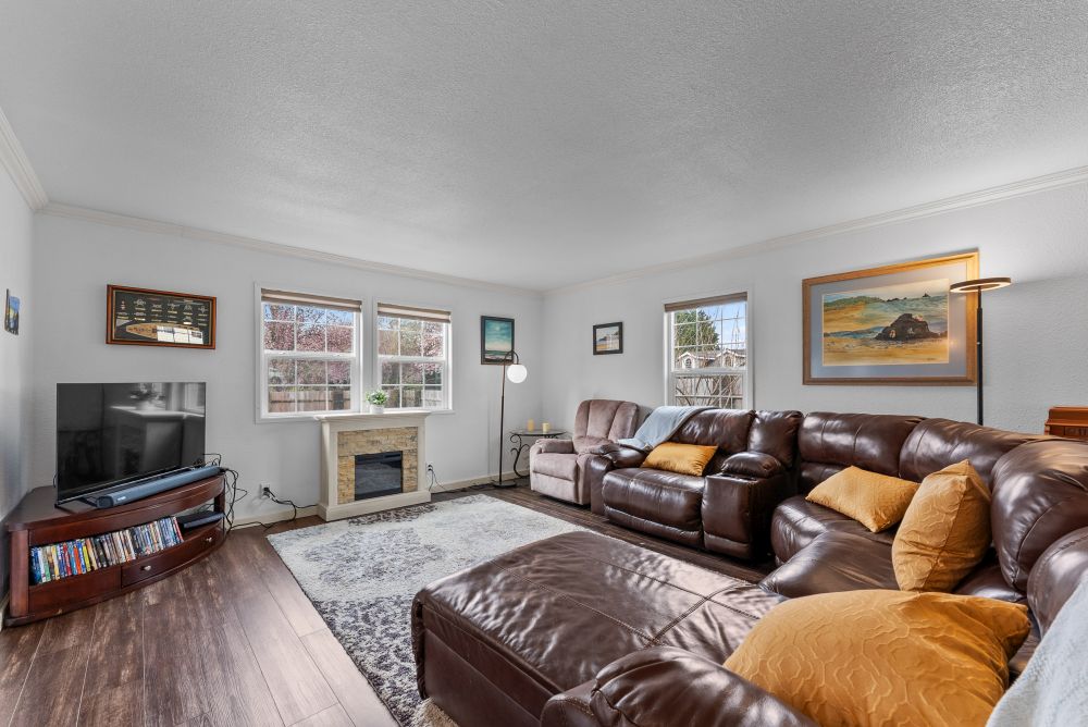 Winchuck River Homestead Great Room