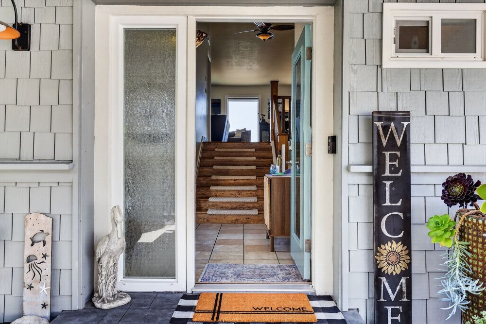 Entryway at Day Dreamin', A Brookings Vacation Rental Home
