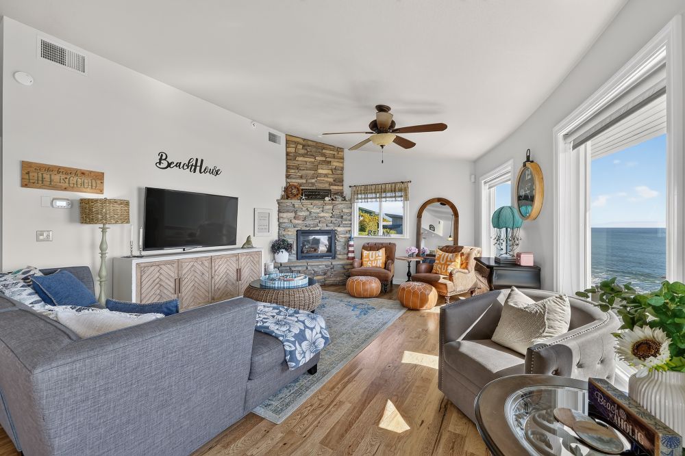 Living Area with amazing ocean views at Day Dreamin', A Brookings Vacation Rental Home