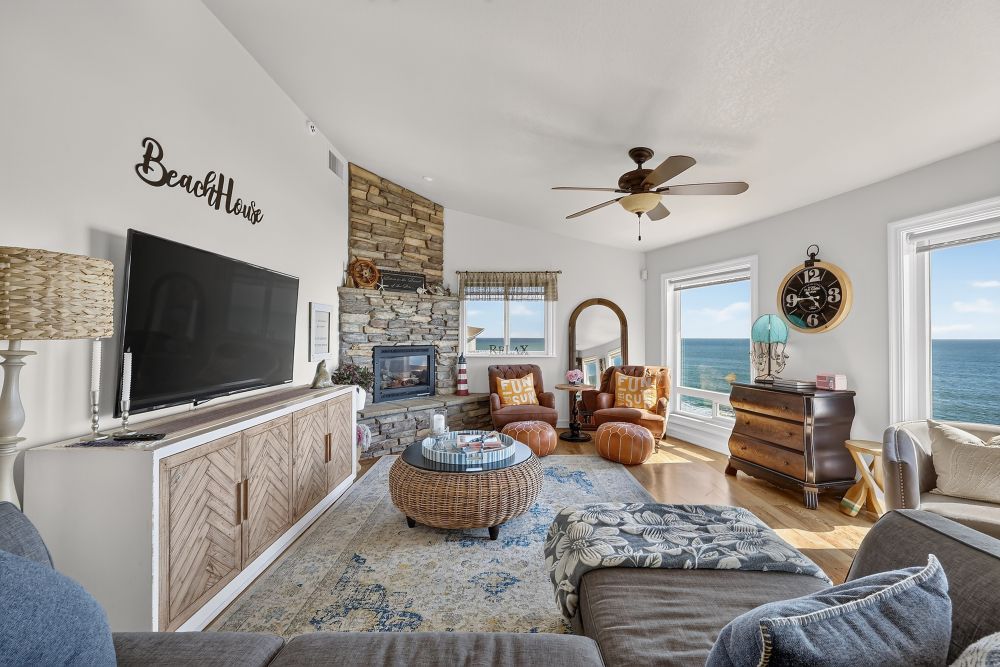 Living Area with amazing ocean views at Day Dreamin', A Brookings Vacation Rental Home