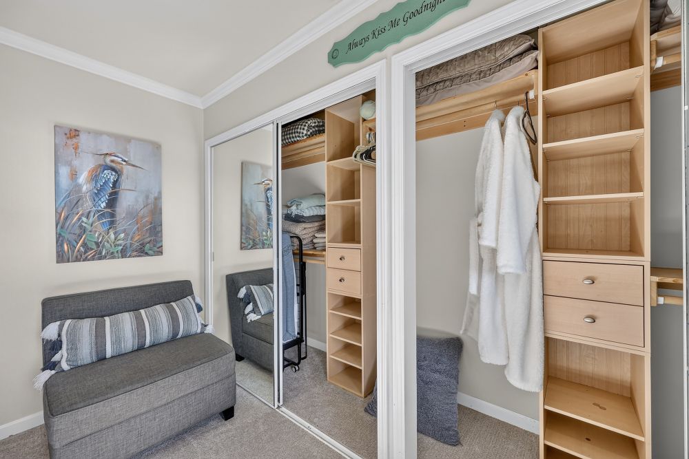 Master Closet in Luxurious Master Bedroom at Day Dreamin', A Brookings Vacation Rental Home